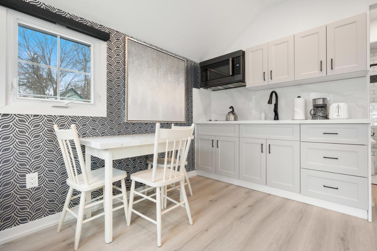 Luxe Lodges On Lake Erie Port Dover Luaran gambar