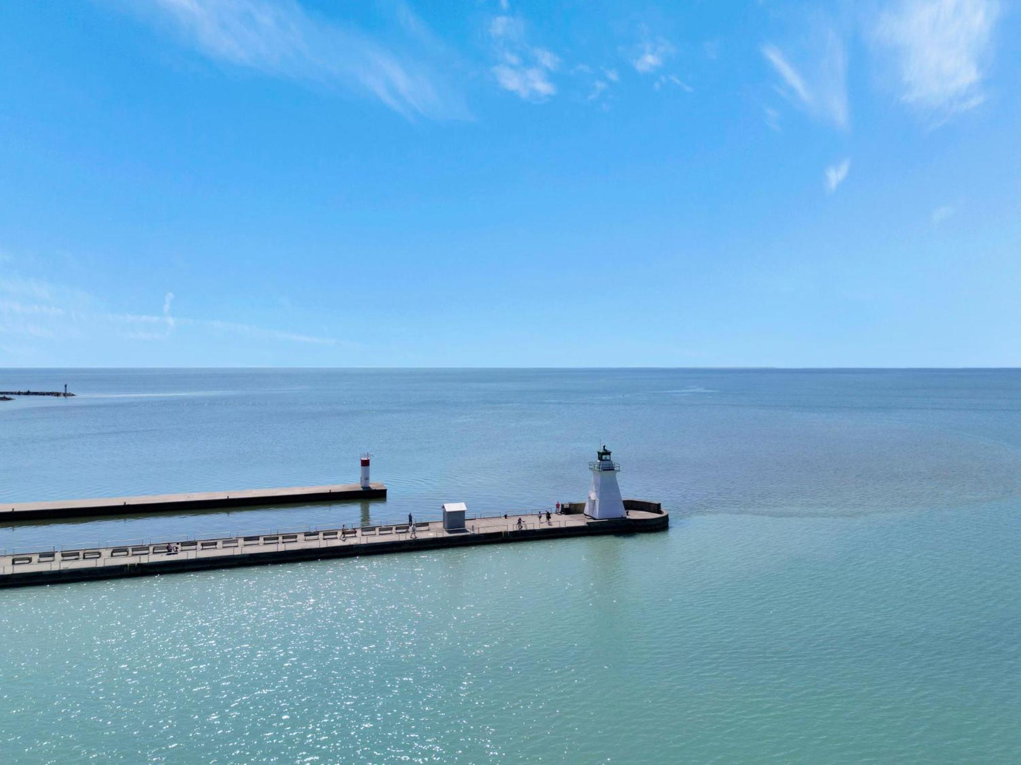 Luxe Lodges On Lake Erie Port Dover Luaran gambar