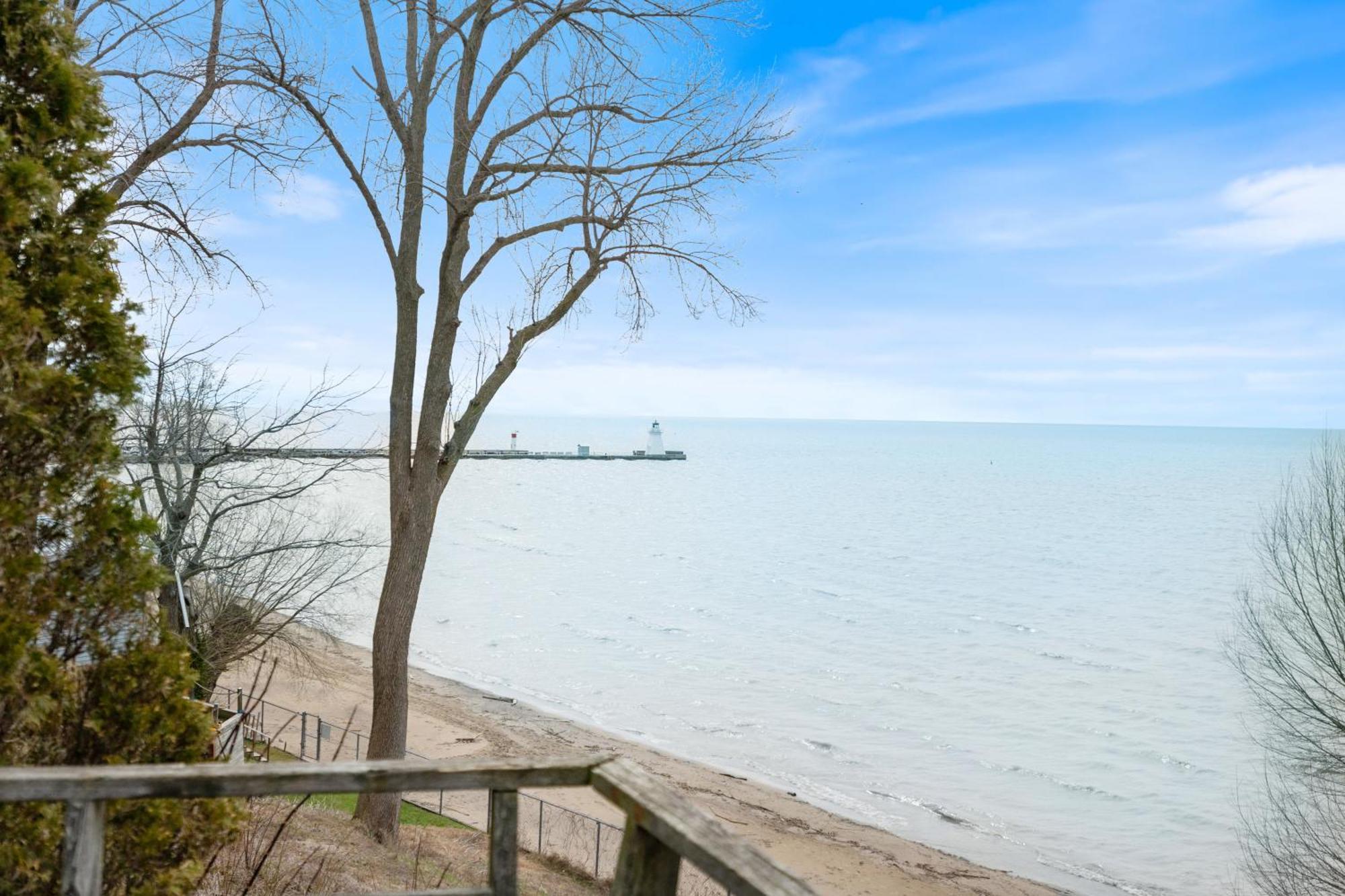 Luxe Lodges On Lake Erie Port Dover Luaran gambar
