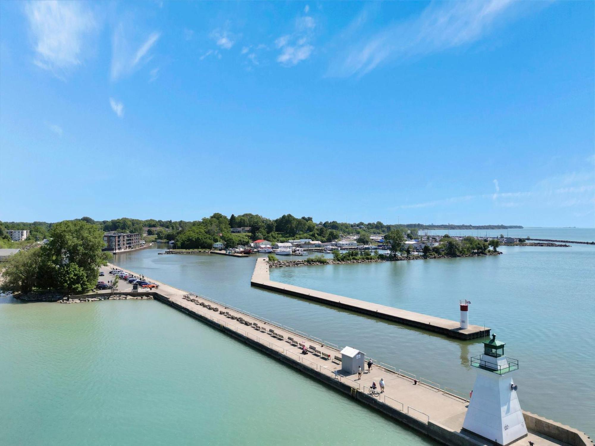 Luxe Lodges On Lake Erie Port Dover Luaran gambar